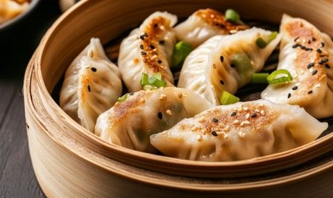 男子發(fā)現(xiàn)12元能隨便吃的餃子店狂吃3小時(shí),老板:你再吃我們就要關(guān)門了
