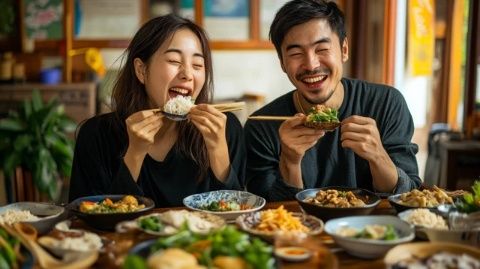 探秘德宏餐桌上的昆蟲美食：地下蟻巢中的春天珍饈