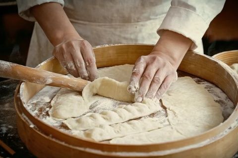 餃子:中華美食之首,國(guó)人心中無(wú)可爭(zhēng)議的國(guó)宴佳肴