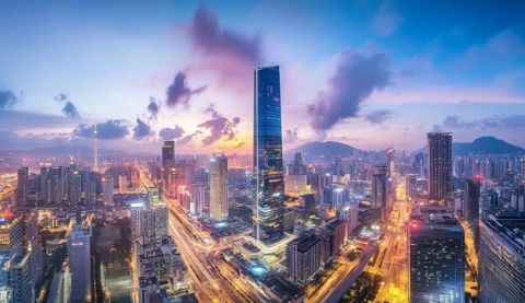 探索深圳：1306萬人口與美食之旅，從乳鴿到竹升面