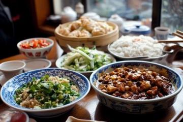 春節返程路過內蒙通遼,吃了一次相當地道的蒙餐,意外驚喜,貝勒塔拉