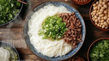 貴州黎平網紅米粉店:舌尖上的美味,9元牛肉粉狂賣2000碗