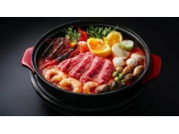 如果你想吃**火鍋味的燜飯**，可以用火鍋底料來調味，一鍋搞定，超級簡單！